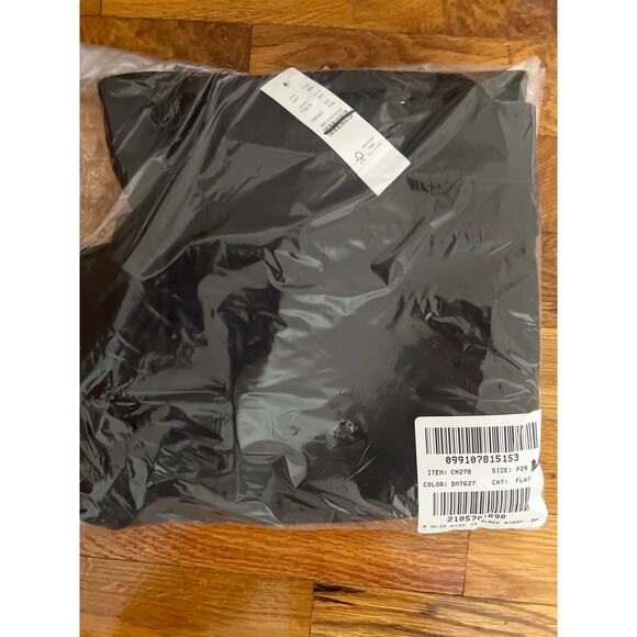 J. Crew Petite slim-wide jean in Black Wash NWT size 29 - Picture 8 of 8